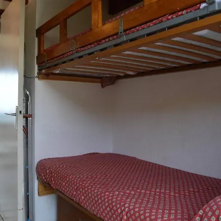 Avec Mezzanine Pour 5, Proche Plage, Animaux Acceptes - Pierre La - Fr-1-229d-222 *